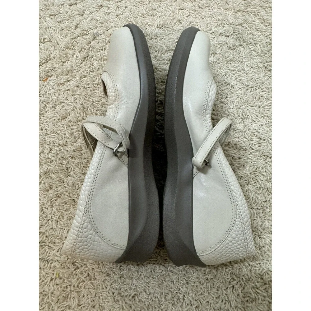 Aetrex Essence E363W Julia Mary Jane Ivory‎ Comfort Shoes Size 9W Orthopedic